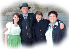 Familie Huber, die Pächter der Edelrautehütte